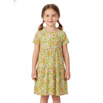Letní dívčí šaty s květinovým vzorem – vzdušné a pohodlné