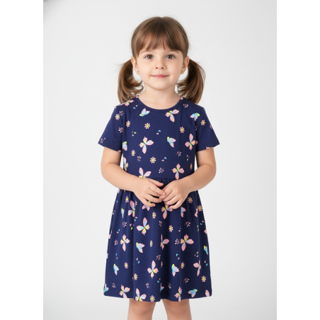 Letní dívčí šaty motýlkové – hravý design pro malé slečny