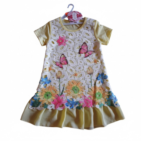 Dívčí krajkové šaty s motýlky – elegantní a roztomilé