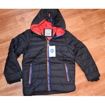 Chlapecká prošívaná zimní bunda – teplá a lehká