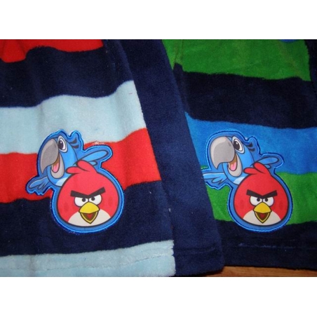 Fleecový dětský župan Angry Birds Rio - teplý a měkký s kapucí, ideální dárek