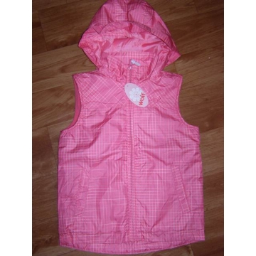 Zateplená vesta s kapucou Wolf vel.116