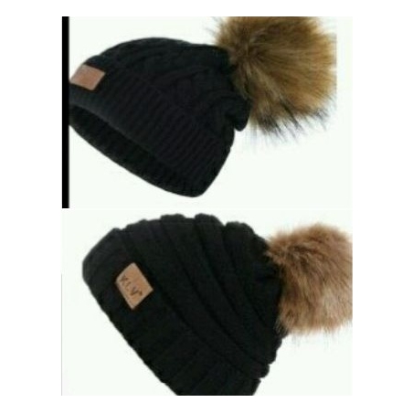 Luxusní teplá zimní čepice - pletené s bambulí