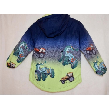 Chlapecká zimní bunda s kožíškem – motiv Traktory | Teplá
