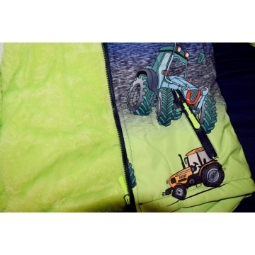 Chlapecká zimní bunda s kožíškem – motiv Traktory | Teplá