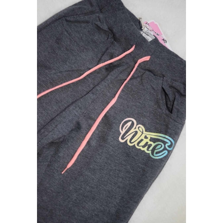 Dívčí tepláky s nápisem