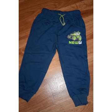 Chlapecká tepláková souprava s traktorem  Kugo