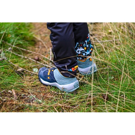 Softshellové kalhoty dětské WAMU , DINOSAUŘI, černo-hnědá