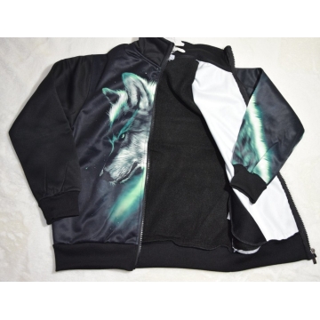 Chlapecká mikina s vlkem – měkká, teplá a stylová