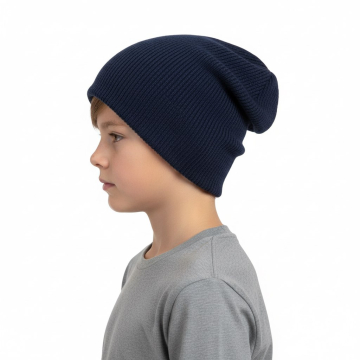 Pletená zimní  čepice homeless chlapecká